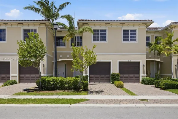 $429,999 | 2664 Southwest 81st Terrace, Unit 2666, Miramar, FL 33025