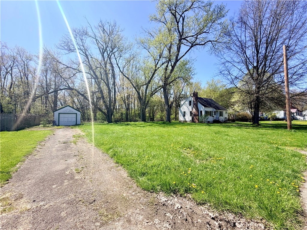 43 Hampton Road Southport, NY 14904 - Photo 5 of 30