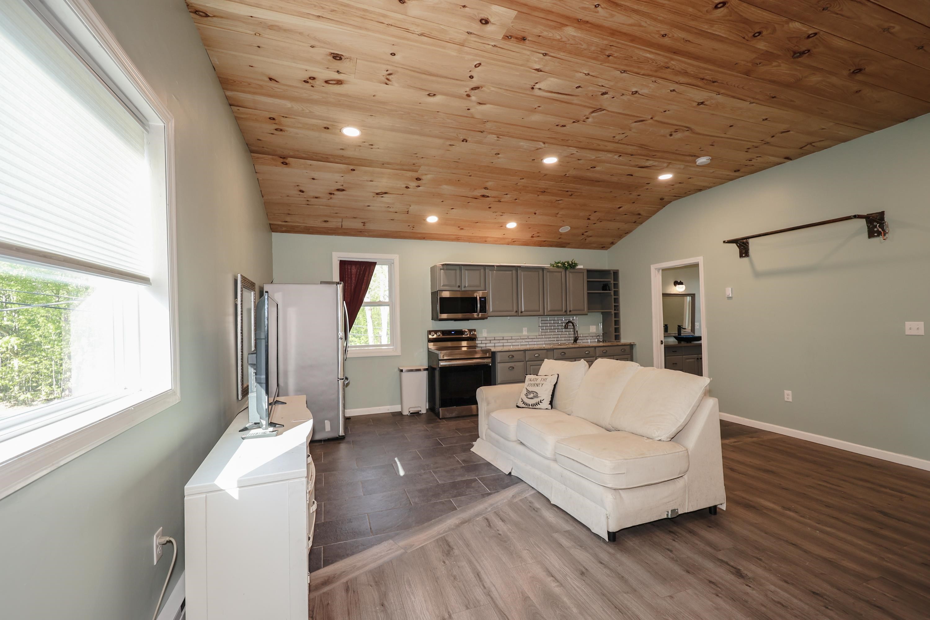 38 Mountain Road Raymond, NH 03077 - Photo 28 of 38
