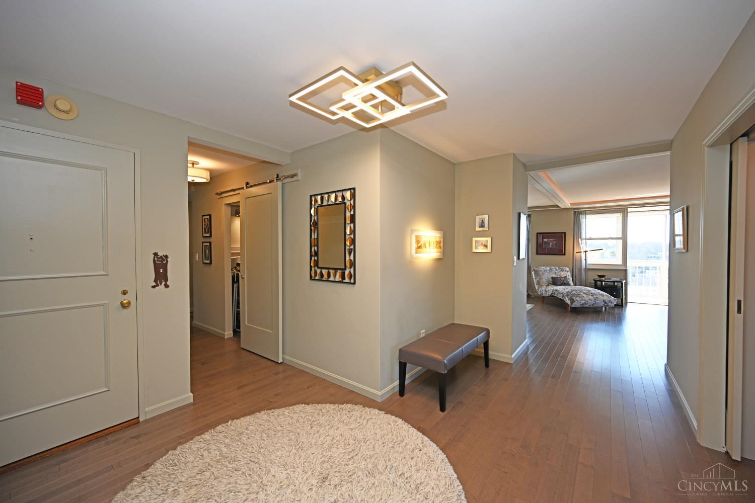 2444 Madison Road, Unit 1106 Cincinnati, OH 45208 - Photo 11 of 75 Gallery Image 11