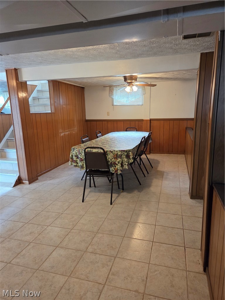 636 Lincoln Street Struthers, OH 44471 - Photo 24 of 26 Dining area