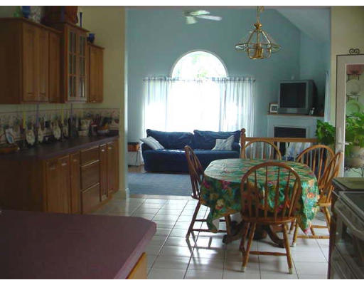 8 Hadley Road Pepperell, MA 01463 - Photo 2 of 22 Gallery Image 2