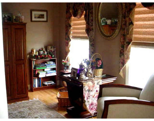8 Hadley Road Pepperell, MA 01463 - Photo 6 of 22 Gallery Image 6