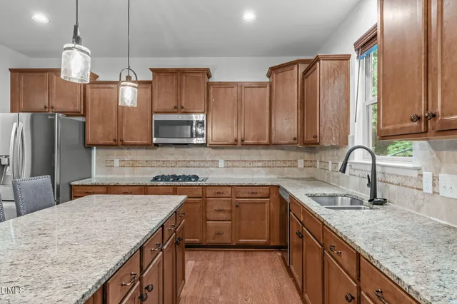 $650,000 | 900 Bay Bouquet Lane, Apex, NC 27523