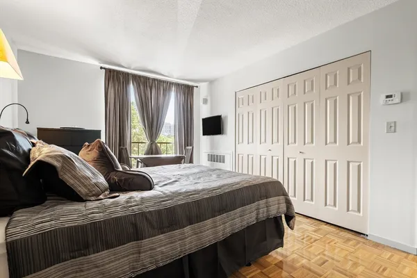 $785,000 | 33 Pond Avenue, Unit 603, Brookline, MA 02445