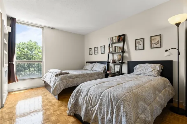 $785,000 | 33 Pond Avenue, Unit 603, Brookline, MA 02445