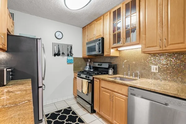 $785,000 | 33 Pond Avenue, Unit 603, Brookline, MA 02445