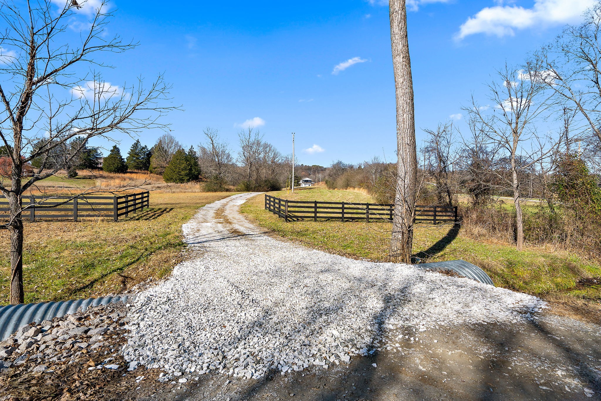 2055 Dowell Branch Road Columbia, TN 38401 - Photo 16 of 35 Gallery Image 16