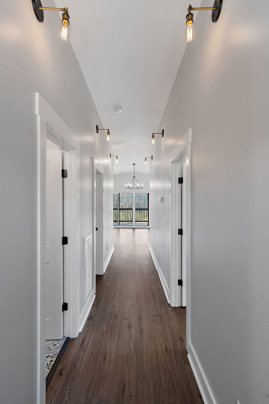 2055 Dowell Branch Road Columbia, TN 38401 - Photo 6 of 35 Gallery Image 6