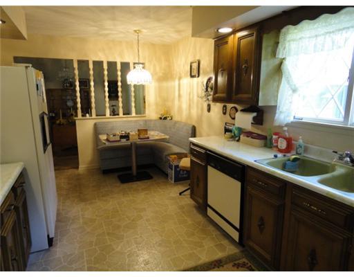 812 Enterprise Road Grove City, PA 16127 - Photo 2 of 9 Kitchen.