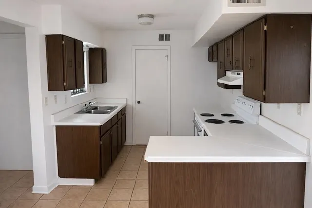 $34,900 | 4701 Queens Lace Court, Unit 53, Memphis, TN 38118