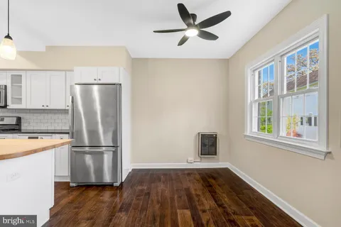 $409,900 | 3707 Holmes Lane, Alexandria, VA 22302