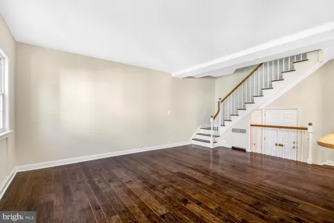 $409,900 | 3707 Holmes Lane, Alexandria, VA 22302