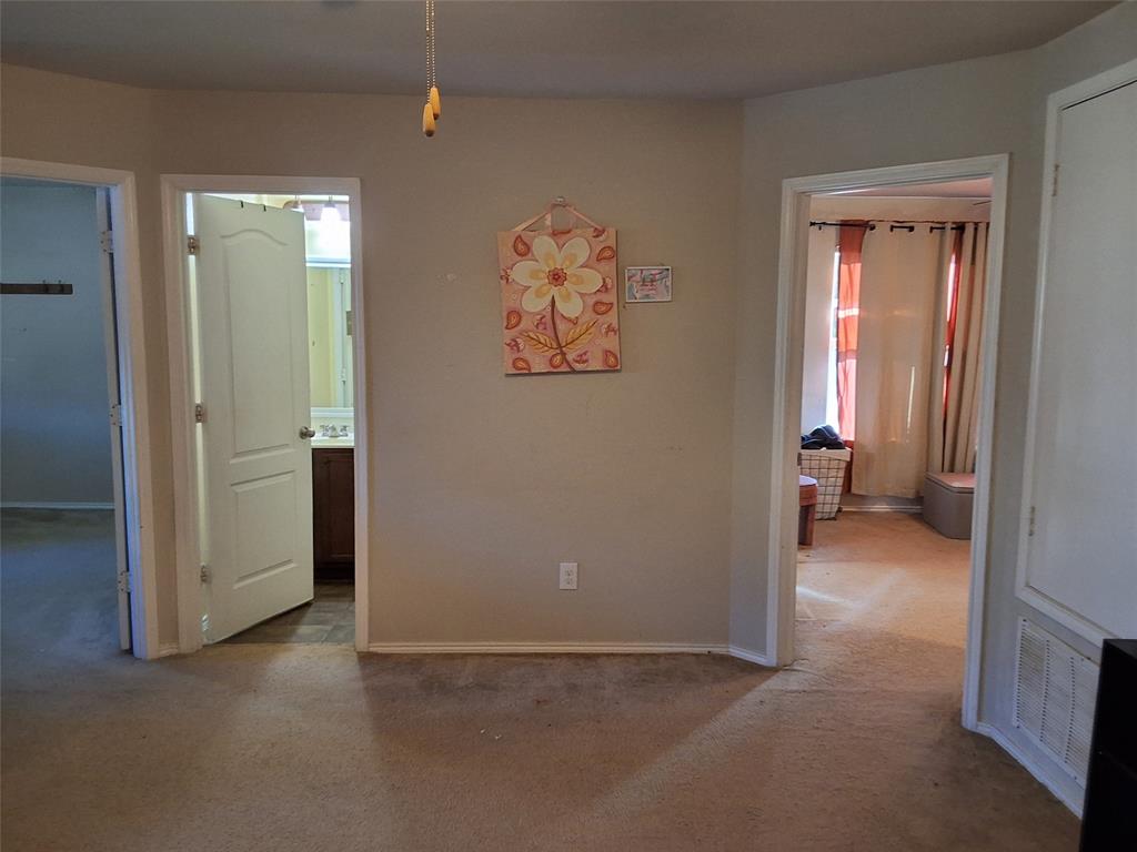 112 Hancock Street Venus, TX 76084 - Photo 11 of 25