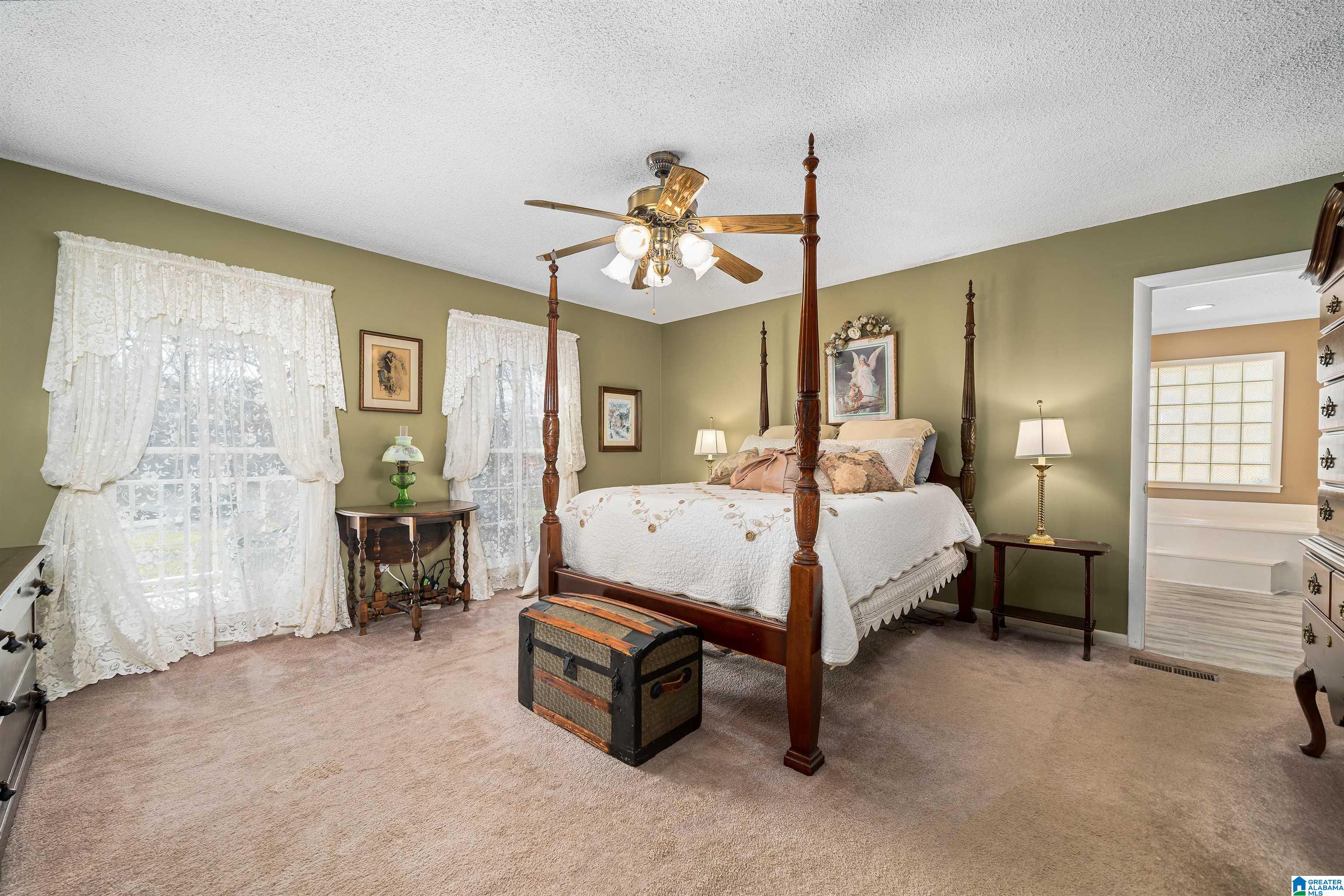 401 Lakeshore Lane Oneonta, AL 35121 - Photo 11 of 24