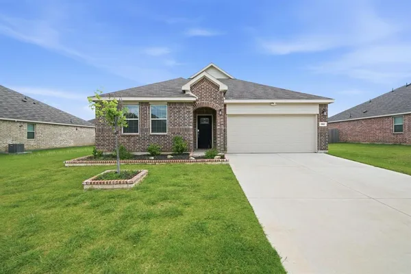 $2,500 | 1312 Pistachio Drive, Azle, TX 76020