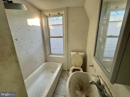 $99,900 | 810 North Church Street, Wilmington, DE 19801