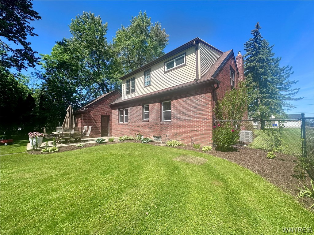 2255 Berg Road West Seneca, NY 14224 - Photo 6 of 41