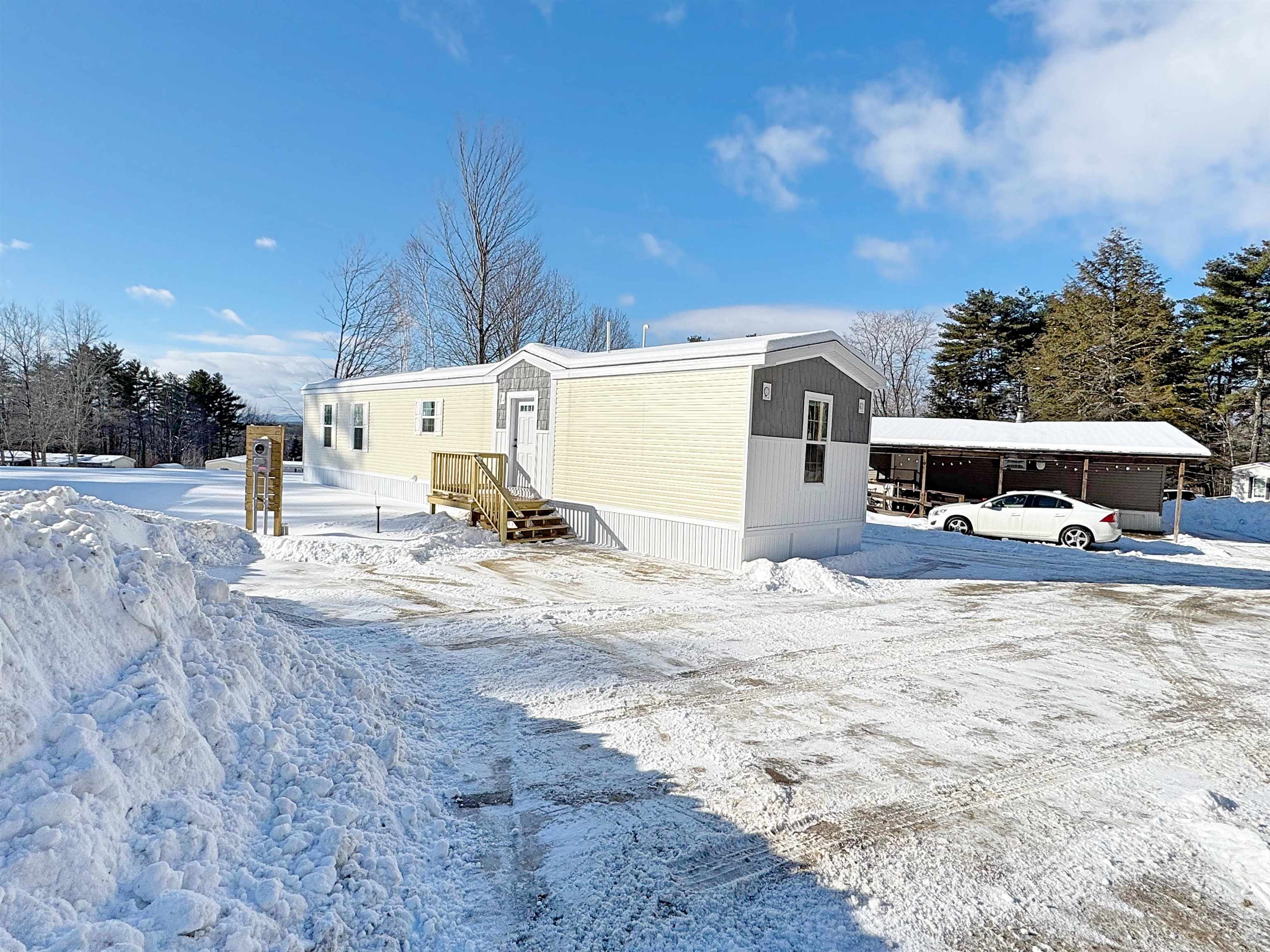 20 True Road, Unit 93 Meredith, NH 03253 - Photo 2 of 23