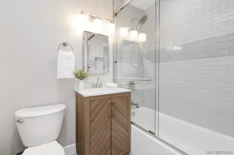 $2,595,000 | 1129 Bonita Drive, Encinitas, CA 92024