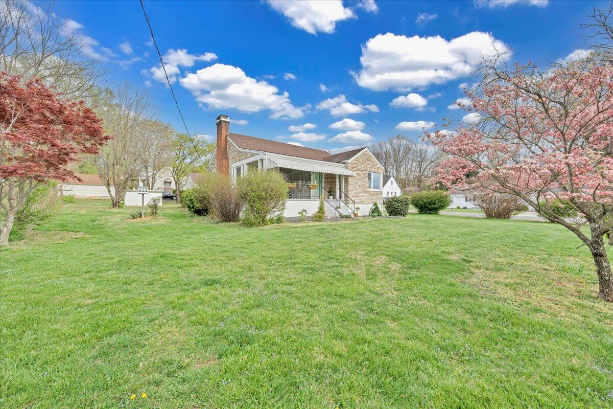 5120 Starkey Road Roanoke, VA 24018 - Photo 40 of 43 a view of a house with a big yard