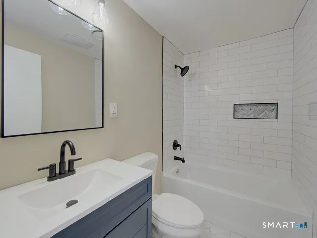 $304,900 | 38 Hickory Road, Marlborough, CT 06447