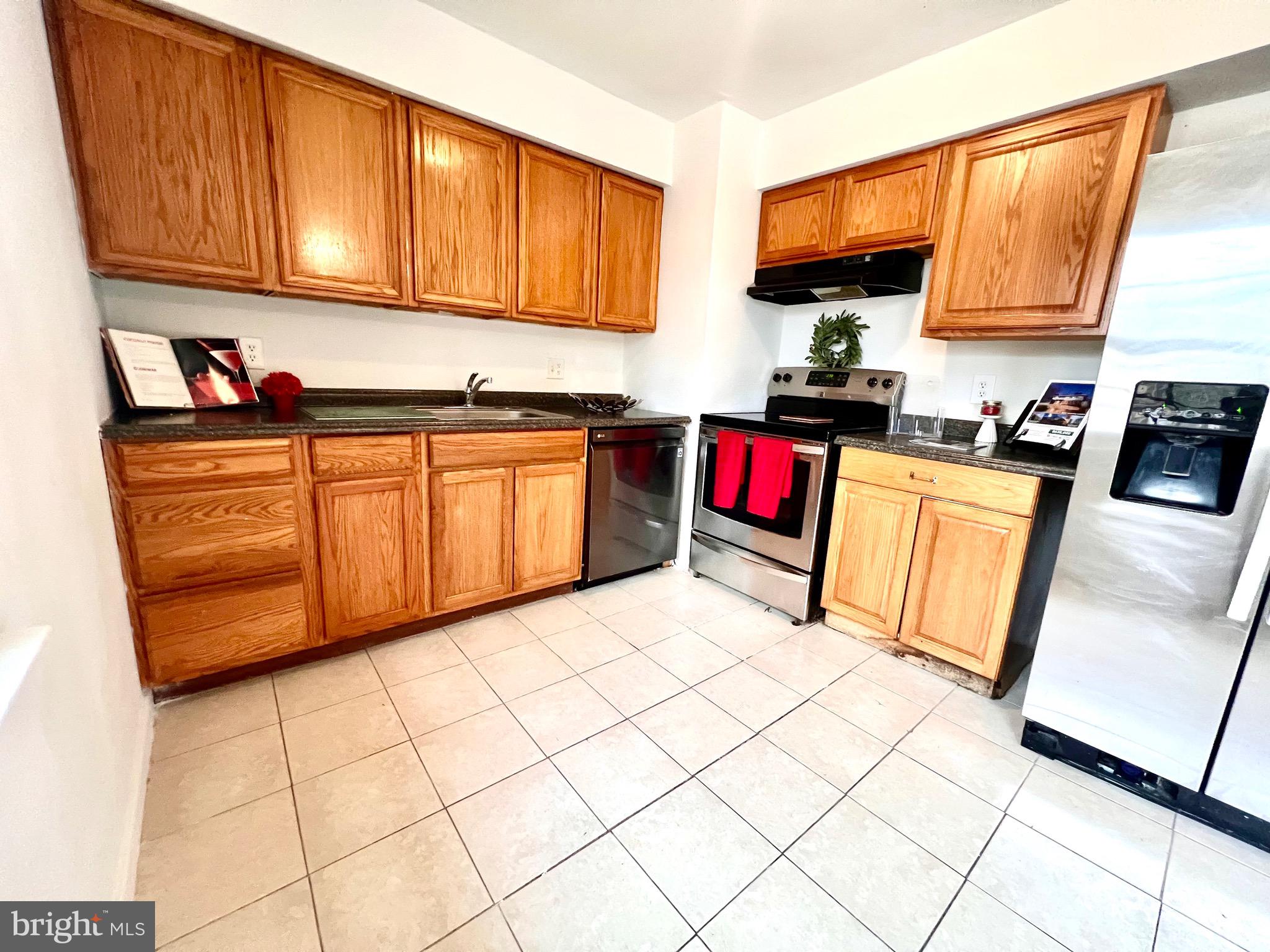 7219 Beverly Park Drive Springfield, VA 22150 - Photo 11 of 35