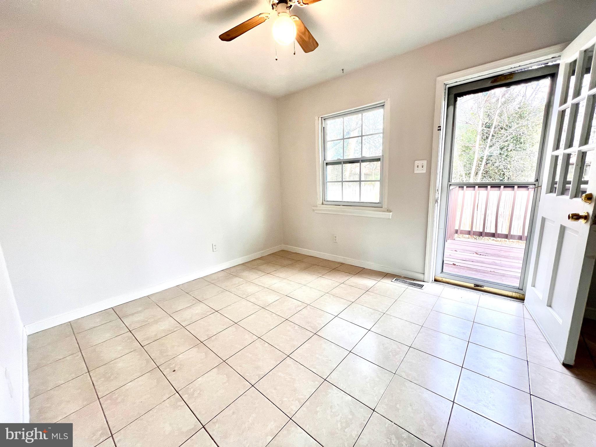 7219 Beverly Park Drive Springfield, VA 22150 - Photo 14 of 35