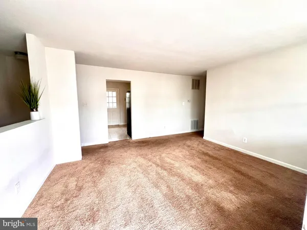 $599,900 | 7219 Beverly Park Drive, Springfield, VA 22150