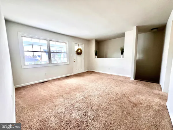 $599,900 | 7219 Beverly Park Drive, Springfield, VA 22150