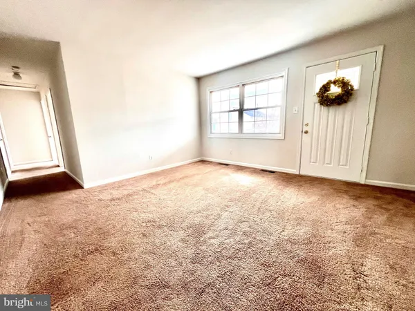 $599,900 | 7219 Beverly Park Drive, Springfield, VA 22150