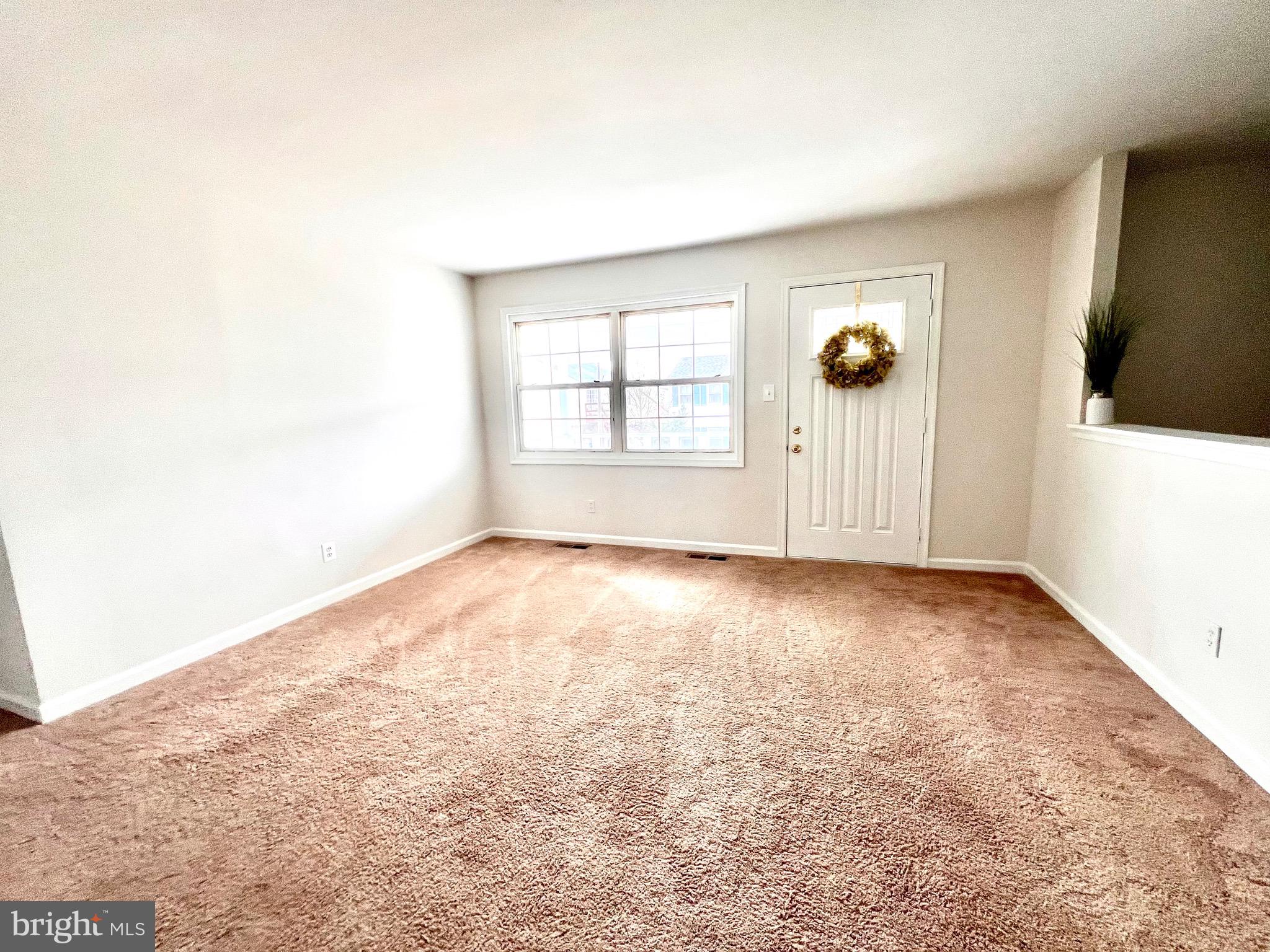 7219 Beverly Park Drive Springfield, VA 22150 - Photo 7 of 35