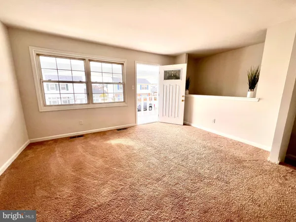 $599,900 | 7219 Beverly Park Drive, Springfield, VA 22150