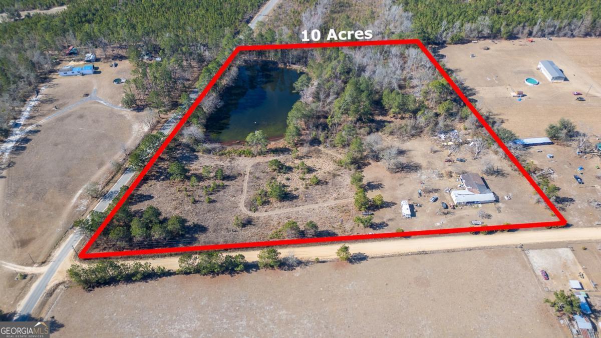 27 Ernest Carter Road Hazlehurst, GA 31539 - Photo 1 of 10