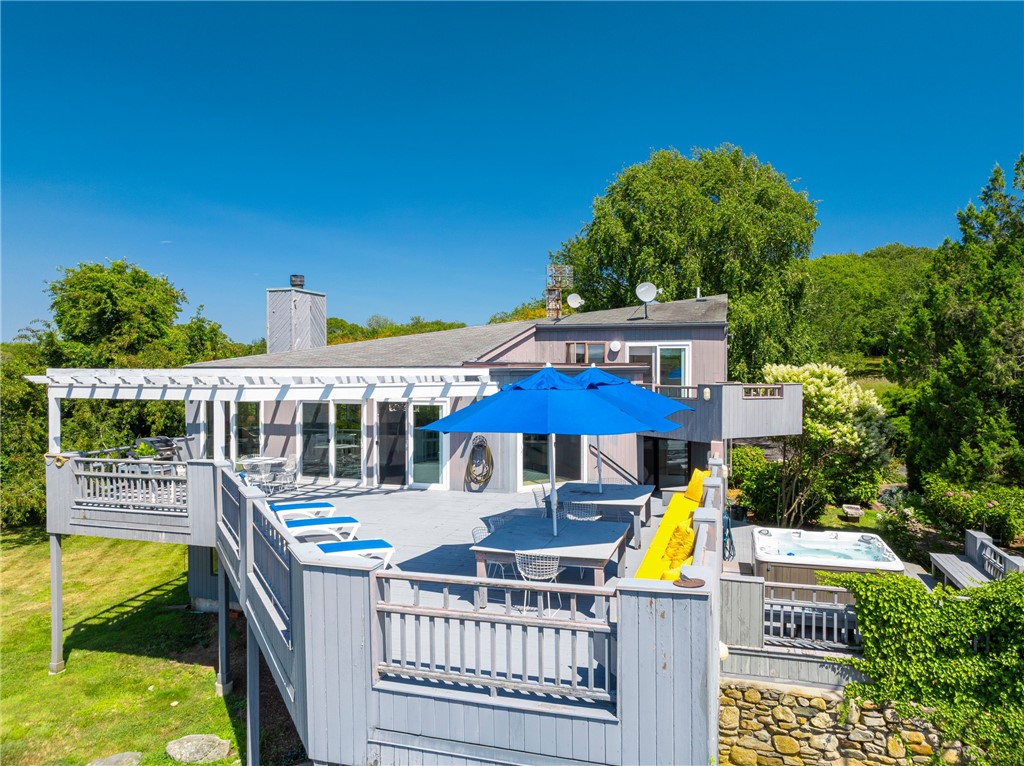 76 Battery Lane Jamestown, RI 02835 - Photo 26 of 36