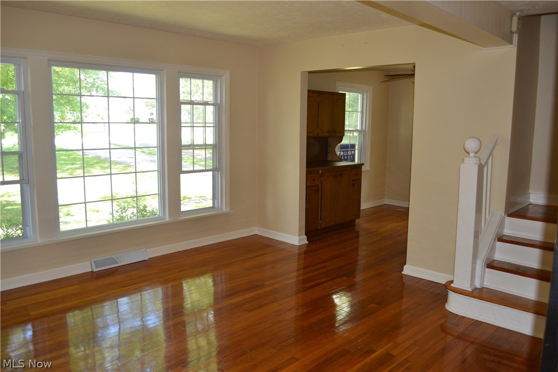 33270 Pettibone Road Solon, OH 44139 - Photo 7 of 20