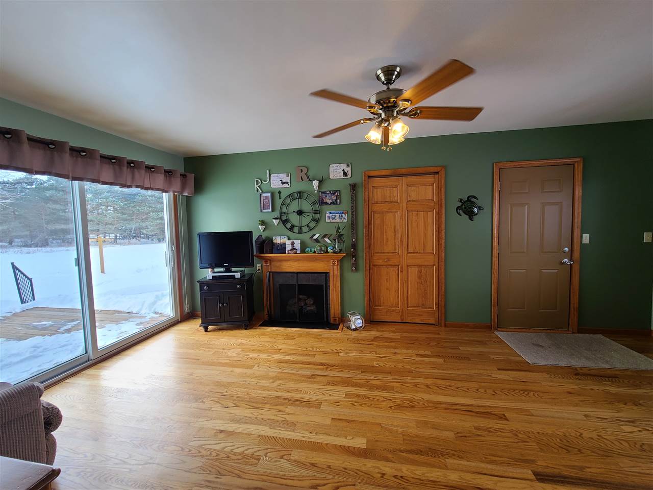 6421 North Winans Road Alma, MI 48801 - Photo 2 of 36 1884329-1.JPG