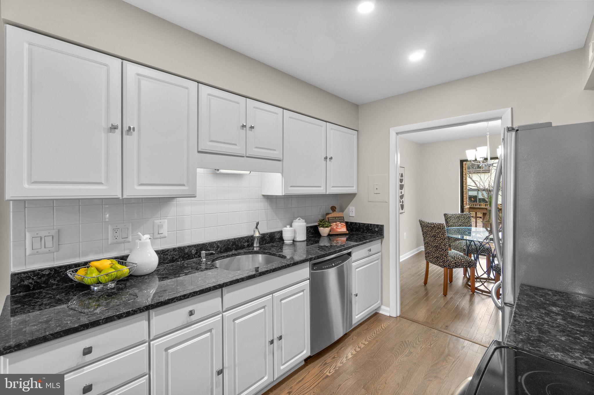 2047 Golf Course Drive Reston, VA 20191 - Photo 17 of 50