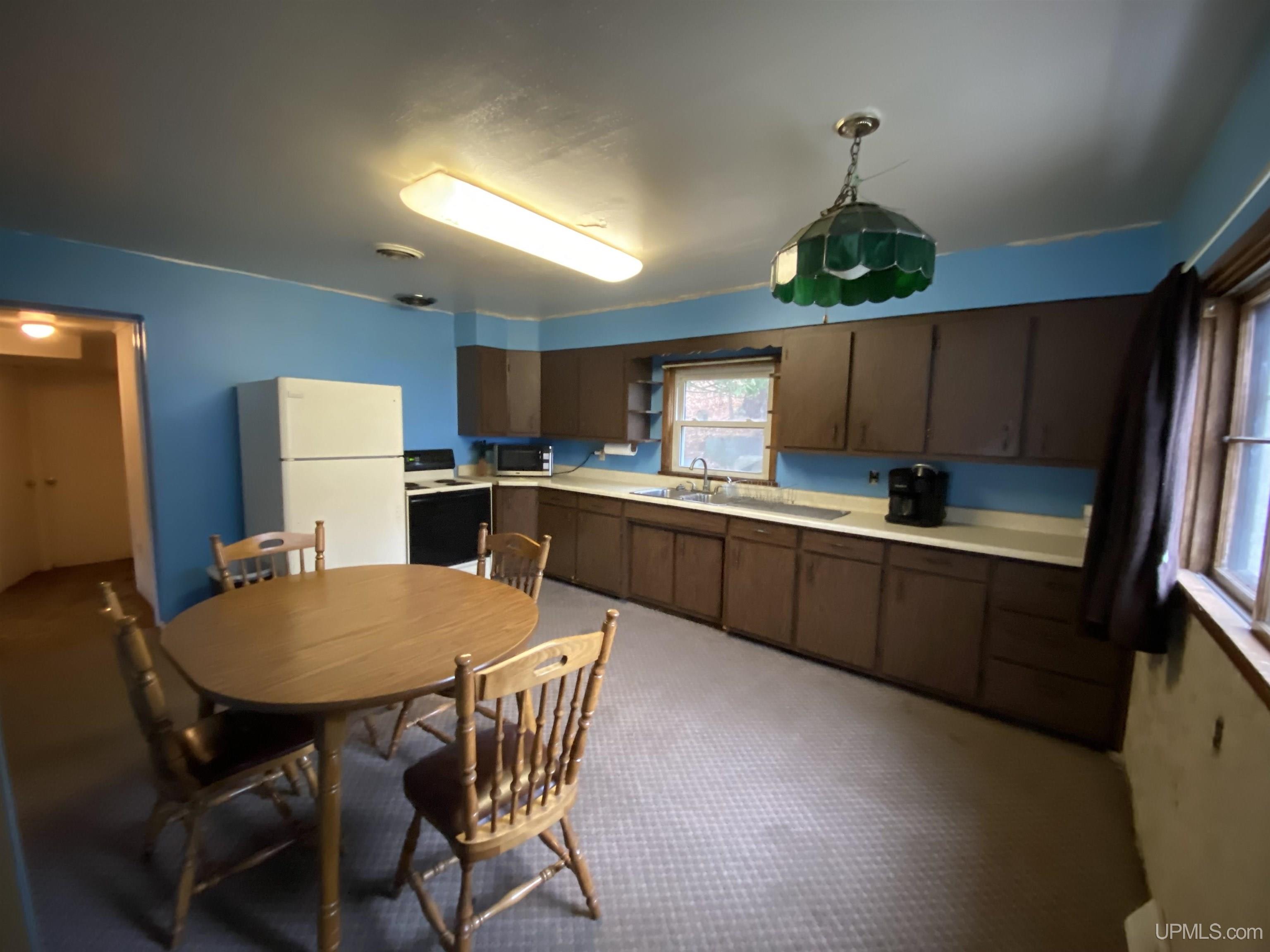 100 Hill Street Niagara, WI 54151 - Photo 5 of 25
