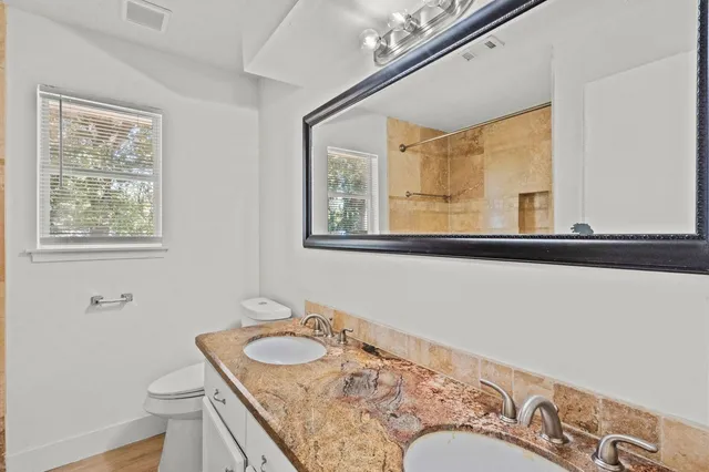 $2,150 | 2102 Silver Moon Trail, Crosby, TX 77532