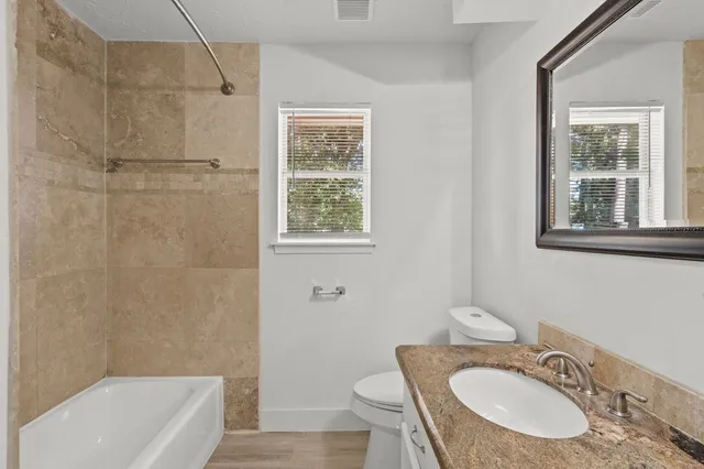 $2,150 | 2102 Silver Moon Trail, Crosby, TX 77532