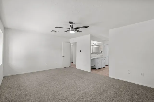 $2,150 | 2102 Silver Moon Trail, Crosby, TX 77532