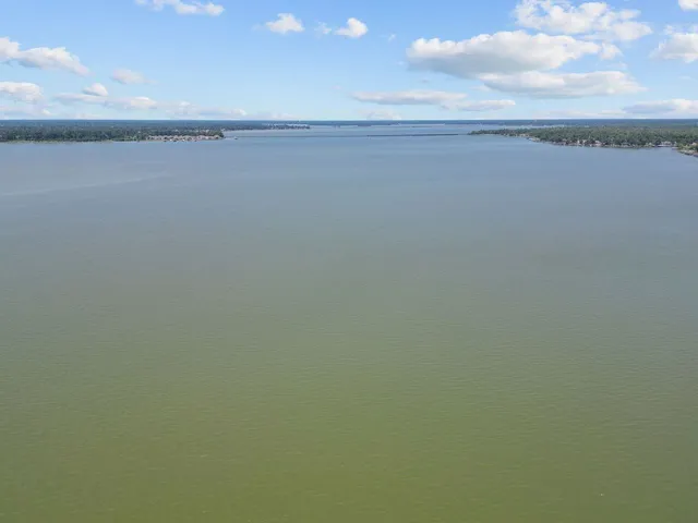 $2,150 | 2102 Silver Moon Trail, Crosby, TX 77532