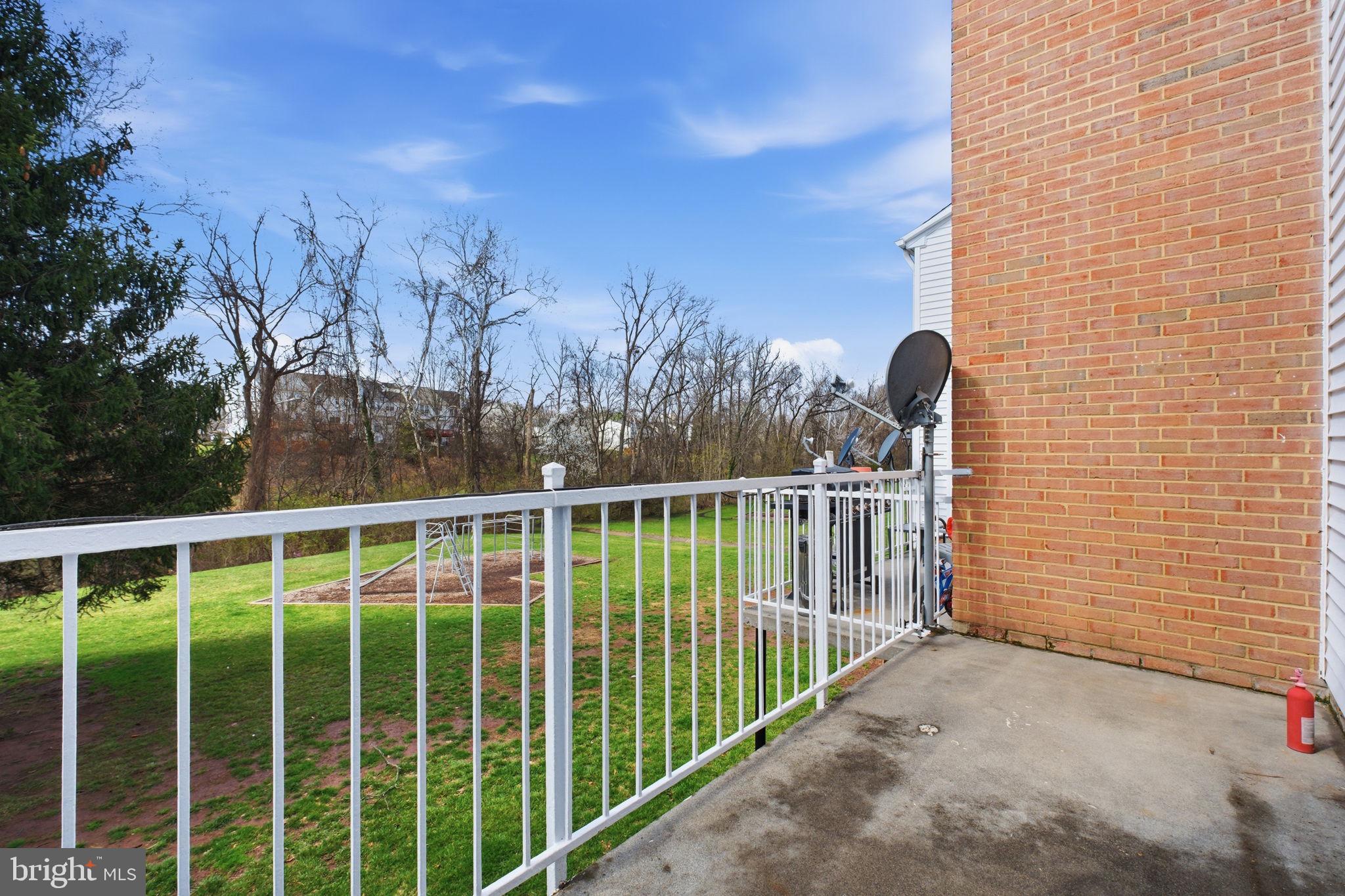 14465 Golden Oak Road Centreville, VA 20121 - Photo 21 of 22 Balcony