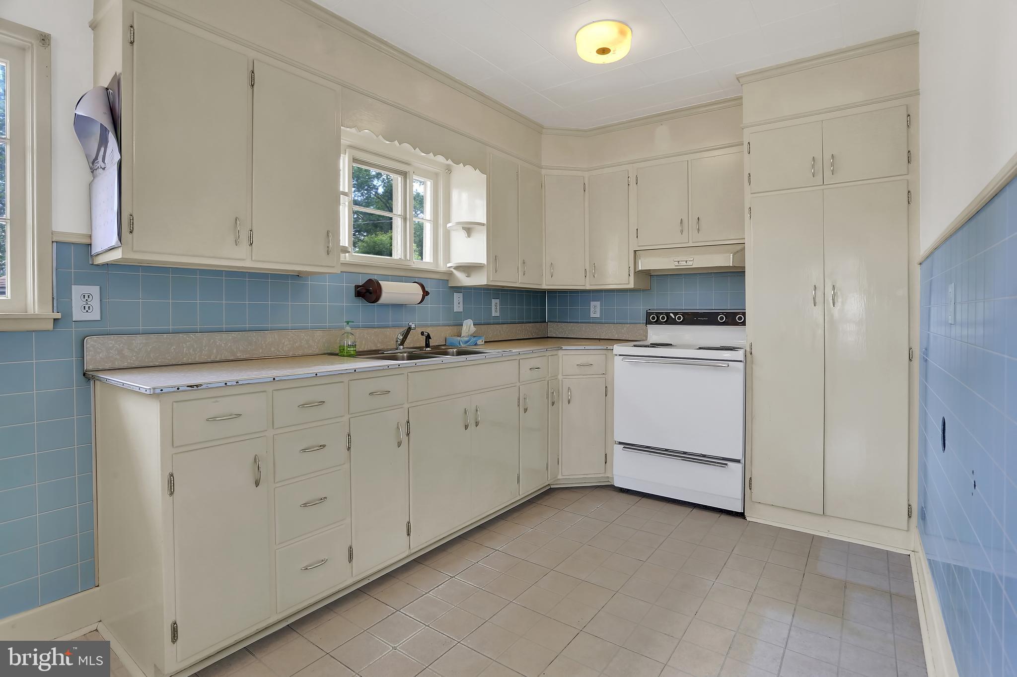 990 Hershey Road Elizabethtown, PA 17022 - Photo 17 of 25 Gallery Image 17