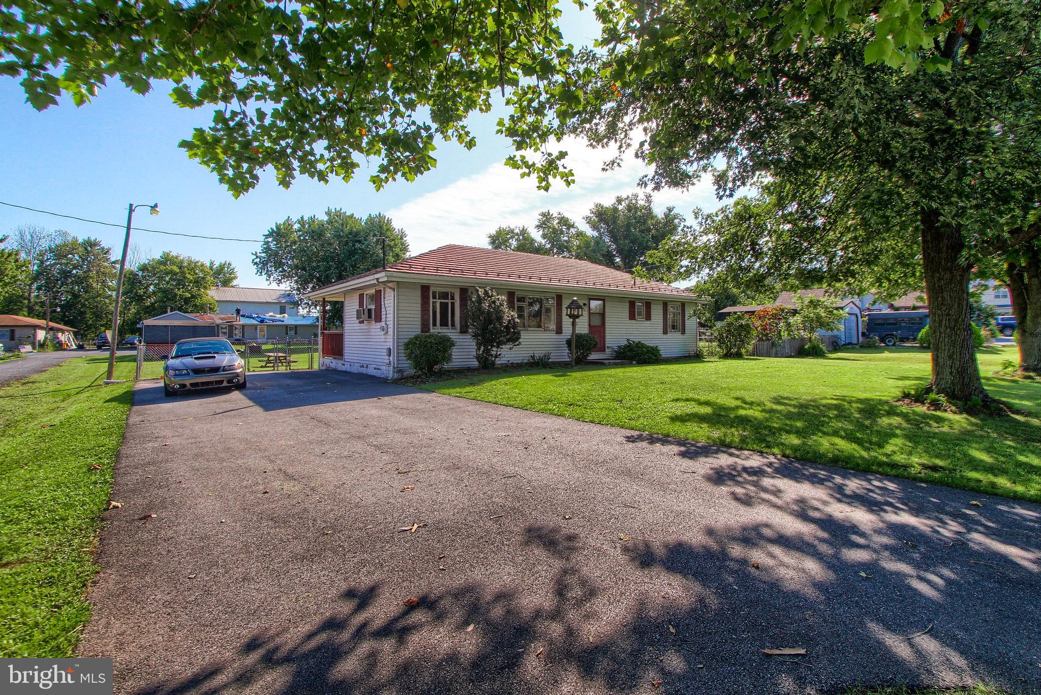 990 Hershey Road Elizabethtown, PA 17022 - Photo 10 of 25 Gallery Image 10