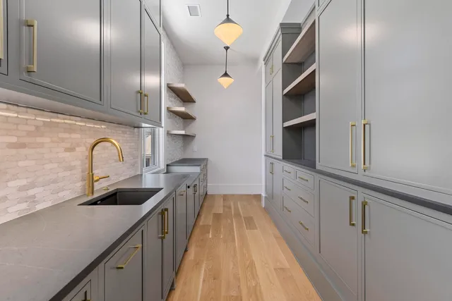 $10,625,000 | 925 Fish Camp Road, Charleston, SC 29492