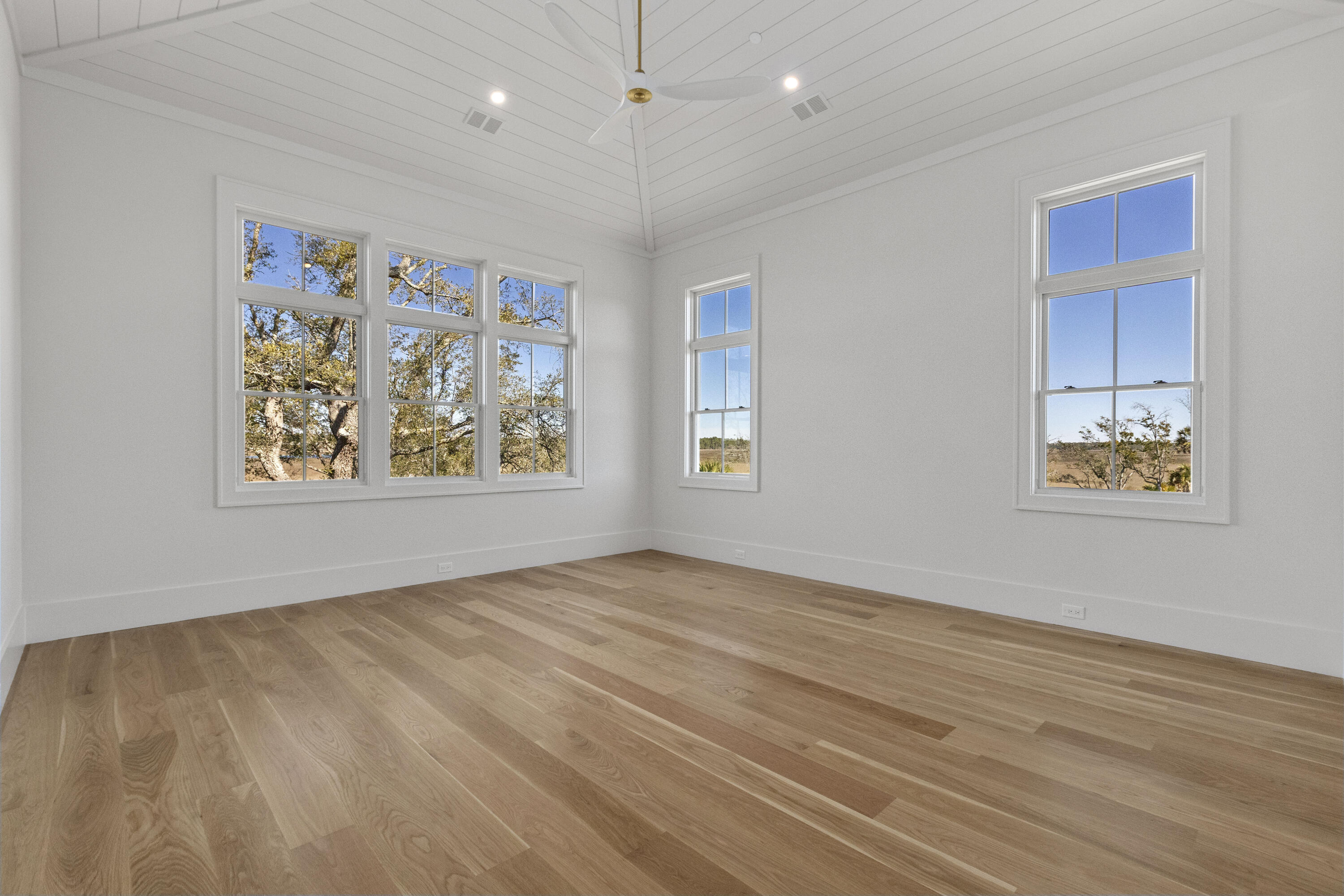 925 Fish Camp Road Charleston, SC 29492 - Photo 24 of 67 925FishCampRd-CasaVerdeMediaLLC30