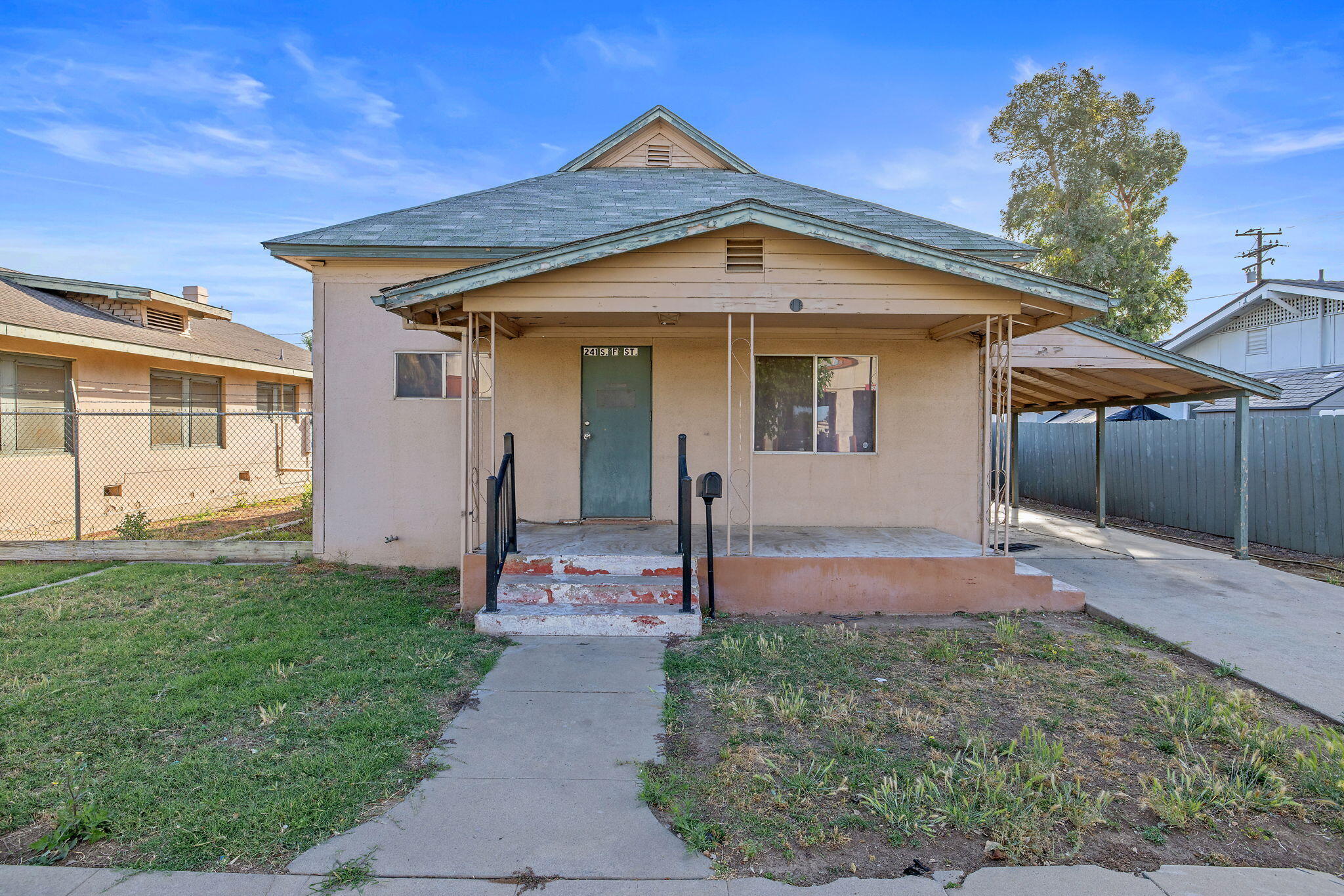 241 South F Street Exeter, CA 93221 - Photo 1 of 34 1-web-or-mls-713A7212