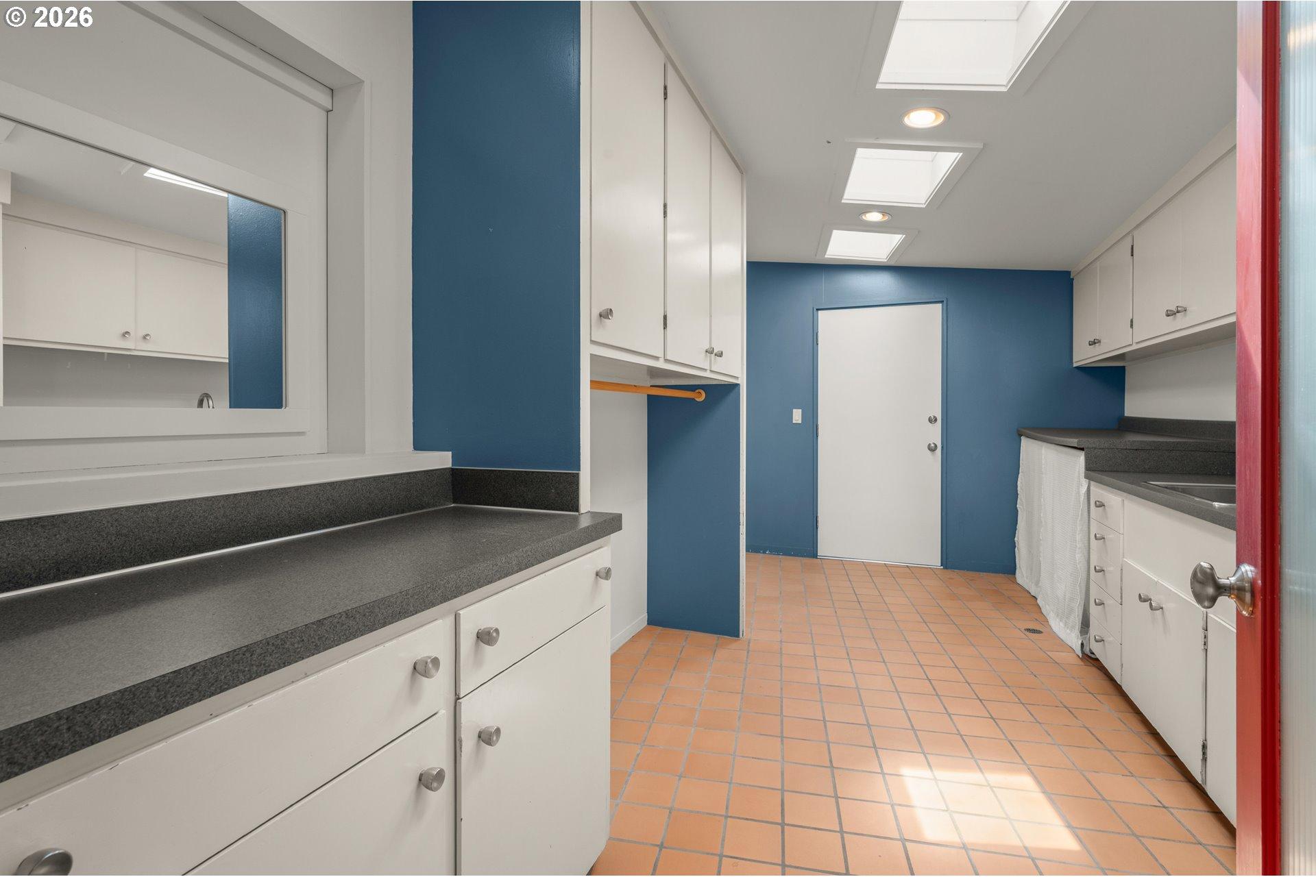 2606 Spring Boulevard Eugene, OR 97403 - Photo 34 of 48 Gallery Image 34